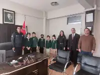 Öğrencilerden polise ziyaret