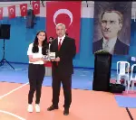 19 MAYIS ATATÜRK'Ü ANMA GENÇLİK VE SPOR BAYRAMI SALONDA KUTLANDI