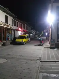 Orhangazi ve Yunuspaşa Çarşısı Işıklandırıldı