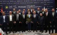 Akşener Marmara Bölgesi İl ve İlçe Başkanlarıyla bir araya geldi
