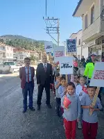 TARAKLI’DA YAYALARA ÖNCELİK DURUŞU ,HAYATA SAYGI DURUŞU