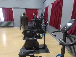 Kaymakam Hacıismailoğlu ve İlçe Milli Eğitim Müdürü Korkmaz spor salonunu inceledi.