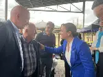 İYİ Parti Sakarya Milletvekili adayı Arzu Akçalışkan Taraklı’da pazar esnafını ziyaret etti