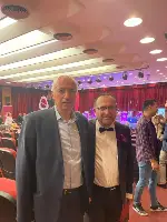 UFUK ŞEN AYAKTA ALKIŞLANDI