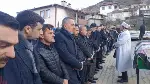 Eski başkandan eşine son görev… Özkaraman ebediyete uğurlandı...