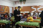 KAYMAKAM SERTTAŞ KARNE DAĞITTI