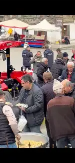 Taraklı Aşağı Camii’nde Pilav ve Ayran İkramı