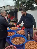 CHP TARAKLI BELEDİYE BAŞKAN ADAYI CEMAL DOĞAN PAZARI GEZDİ.