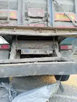 Mısır yüklü tır şarampole girdi