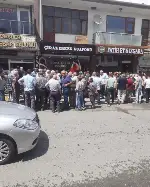Taraklı'da Çiraz Erkek Kuaförü Açıldı