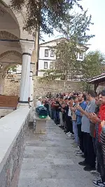 Genç Anne Kansere Yenildi
