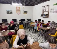 Birlikte kitap okudular