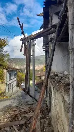 Bir Ev Kısmen Çöktü