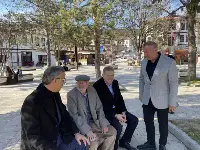 AK Parti Sakarya Milletvekilleri Lütfi Bayraktar ve Ertuğrul Kocacık Taraklı'da Esnaf Ziyareti Yaptı