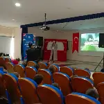 Hacıvat ve Karagöz Şöleni ile Öğrenciler Kahkahaya Boğuldu!
