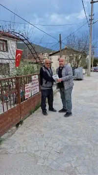 Ulucami Muhtarı Çakar, Kapı Kapı Dolaşıp Kahve Dağıttı!