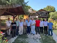 Emekli Halk Eğitimciler Taraklı'da Buluştu