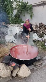 Taraklı’da Salça Kazanları Kaynıyor