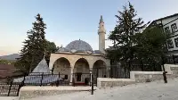 Yunuspaşa Camii'nde Saim Özel Hattları Neden Yok?