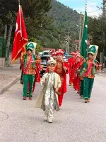 AŞIK AİLESİNİN SÜNNET CEMİYETİNDE COŞKULU KUTLAMA