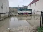 Taraklı’da Kapalı Spor Salonu Önü Yağmurda Gölete Dönüyor