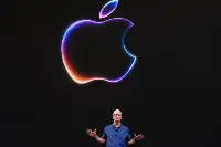 iPhone 18 Pro'ya Koyu Kırmızı Dokunuşu