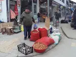 Arpacık Soğan Pazara İndi