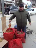 Arpacık Soğan Pazara İndi