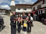 Taraklı Sokaklarında Güller Açtı