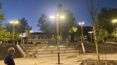 Taraklı Meydanı Gece Işıl Işıl