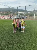 Eski futbolcu, AK Parti MKYK Üyesi Mesut Özil,Taraklı’da ziyaretlerde bulundu